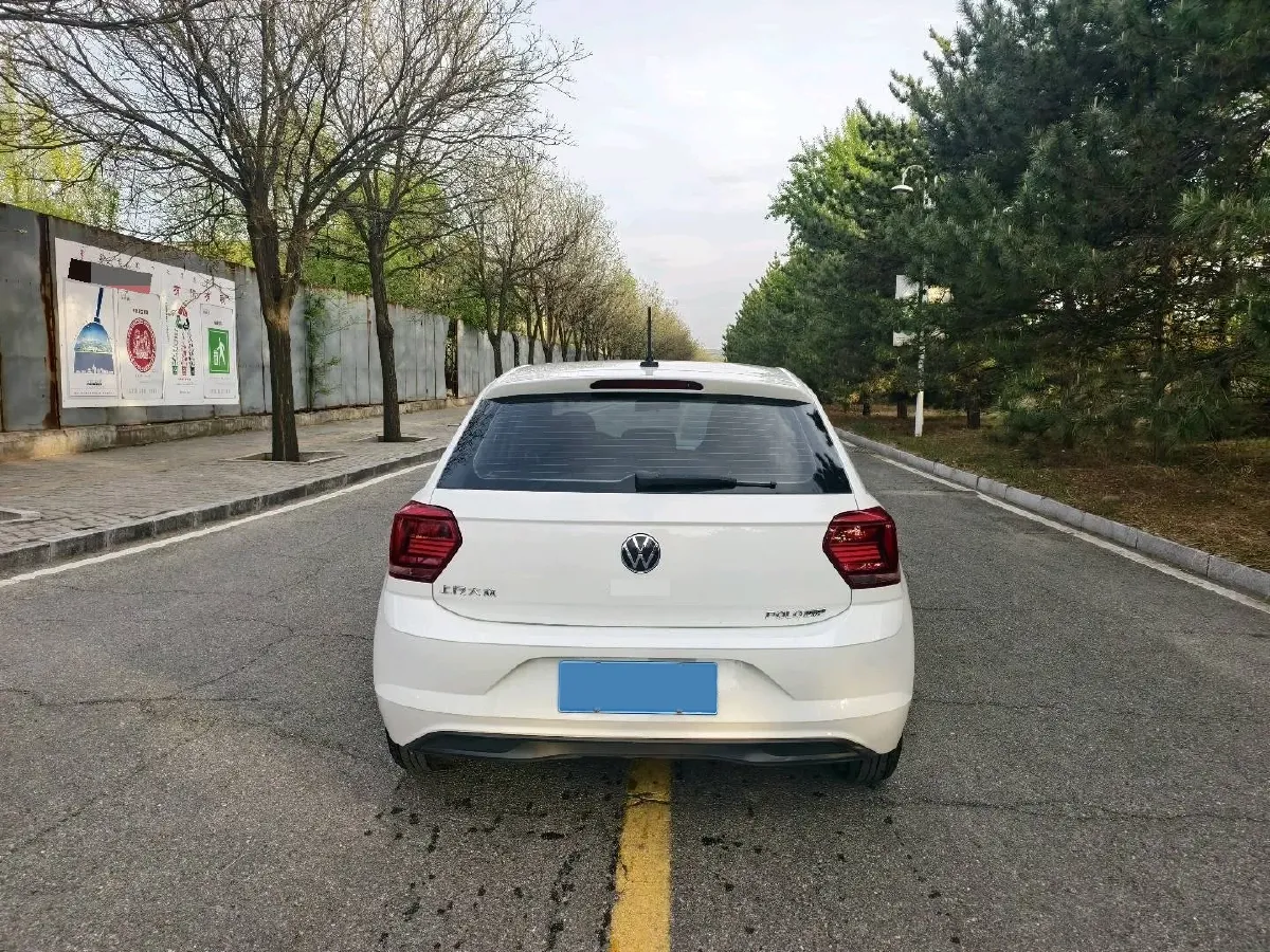 2019 Volkswagen Polo 1.5L 113HP L4 6AT,autocango,china used car exporter,china ev exporter,chinese used car exporter,chinese used ev exporter