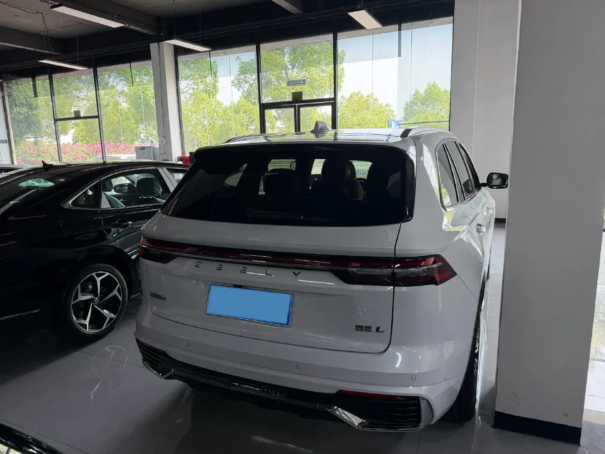 2025 Geely Monjaro 2.0T 238HP L4 8AT,autocango,china used car exporter,china ev exporter,chinese used car exporter,chinese used ev exporter