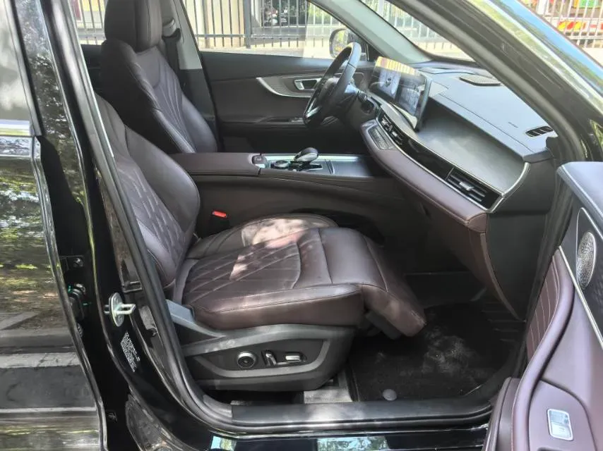 2025 Chery Tiggo 8 PRO 1.6T 197HP L4 7DCT,autocango,china used car exporter,china ev exporter,chinese used car exporter,chinese used ev exporter