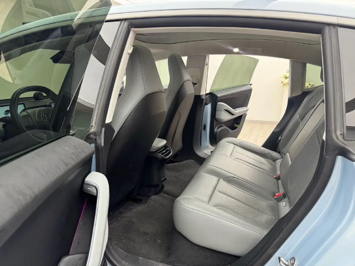 2022 JunTian HeiWuShi Youth 2.0T 203HP L4 6AT,autocango,china used car exporter,china ev exporter,chinese used car exporter,chinese used ev exporter