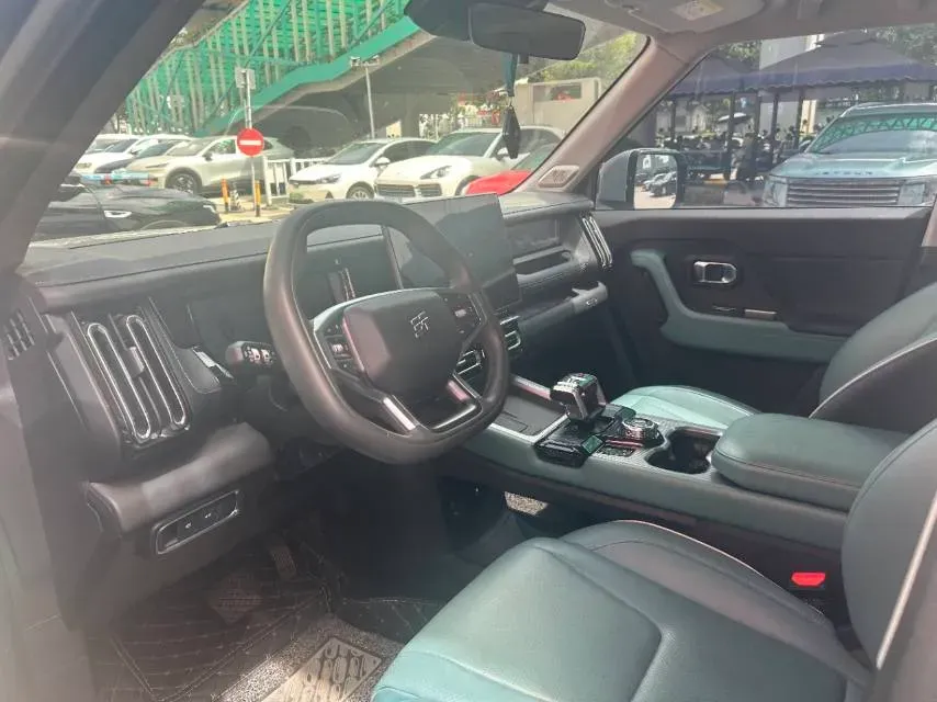 2025 Jetour Traveller 2.0T 254HP L4 7DCT,autocango,china used car exporter,china ev exporter,chinese used car exporter,chinese used ev exporter