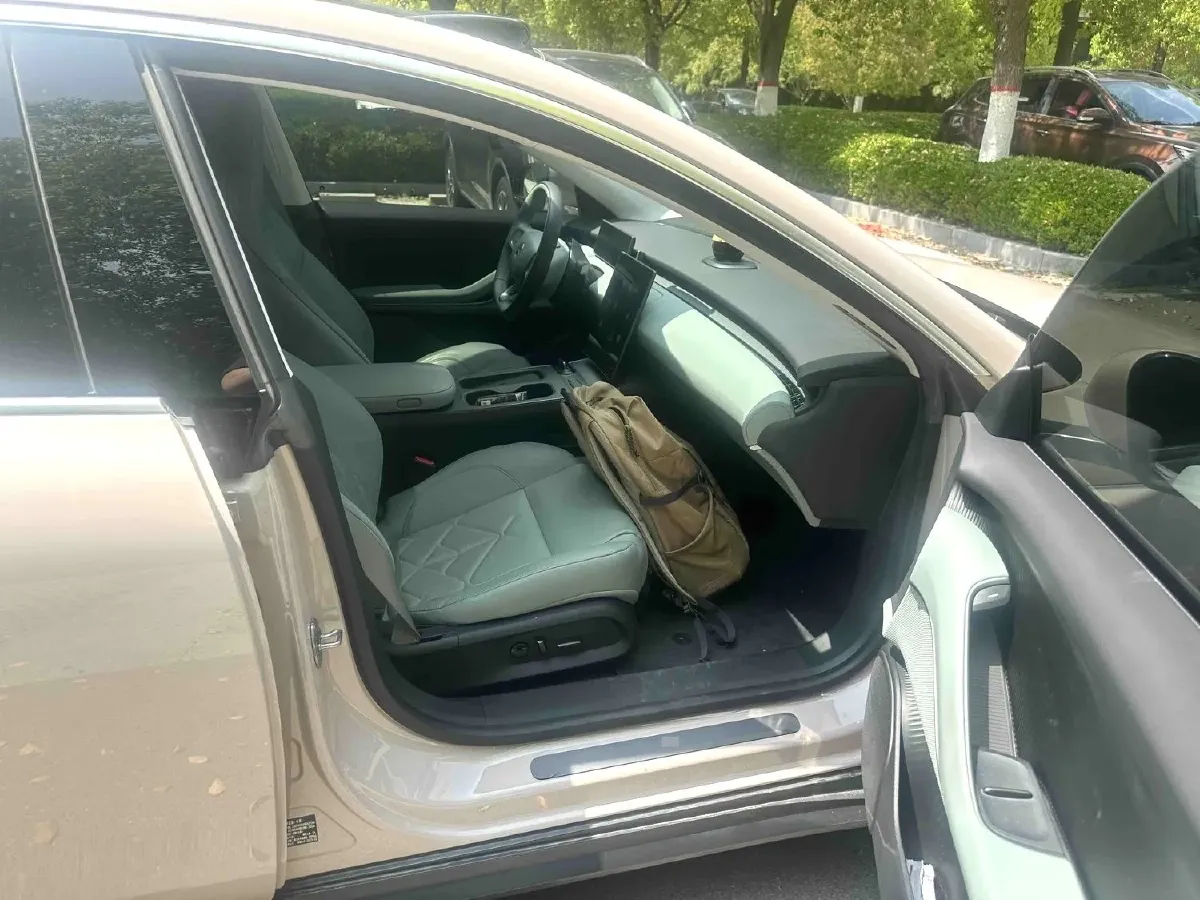 2022 JunTian HeiWuShi Youth 2.0T 203HP L4 6AT,autocango,china used car exporter,china ev exporter,chinese used car exporter,chinese used ev exporter