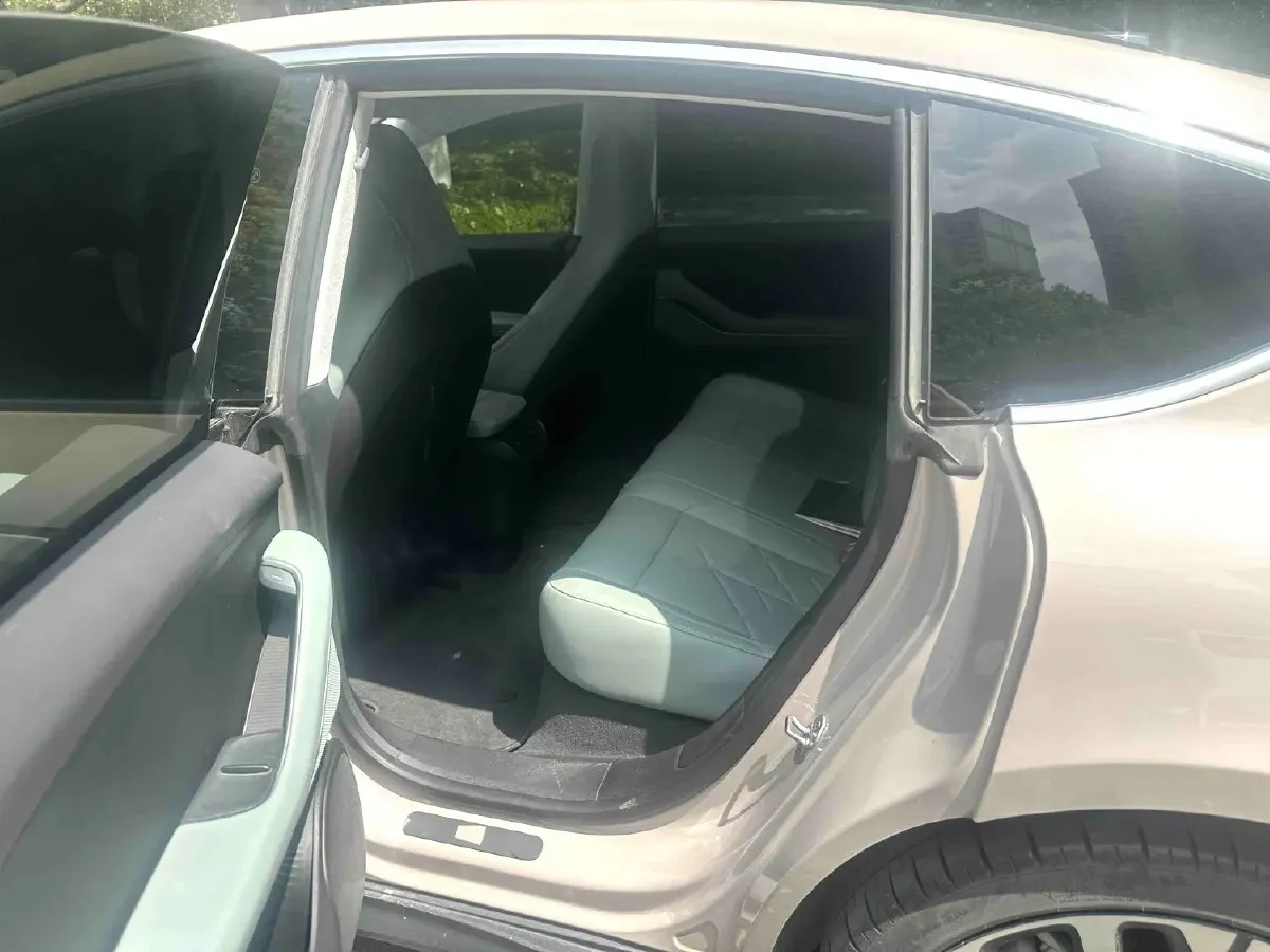 2022 JunTian HeiWuShi Youth 2.0T 203HP L4 6AT,autocango,china used car exporter,china ev exporter,chinese used car exporter,chinese used ev exporter