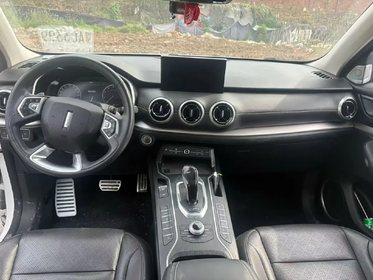 2018 WEY VV6 2.0T 197HP L4 7DCT,autocango,china used car exporter,china ev exporter,chinese used car exporter,chinese used ev exporter