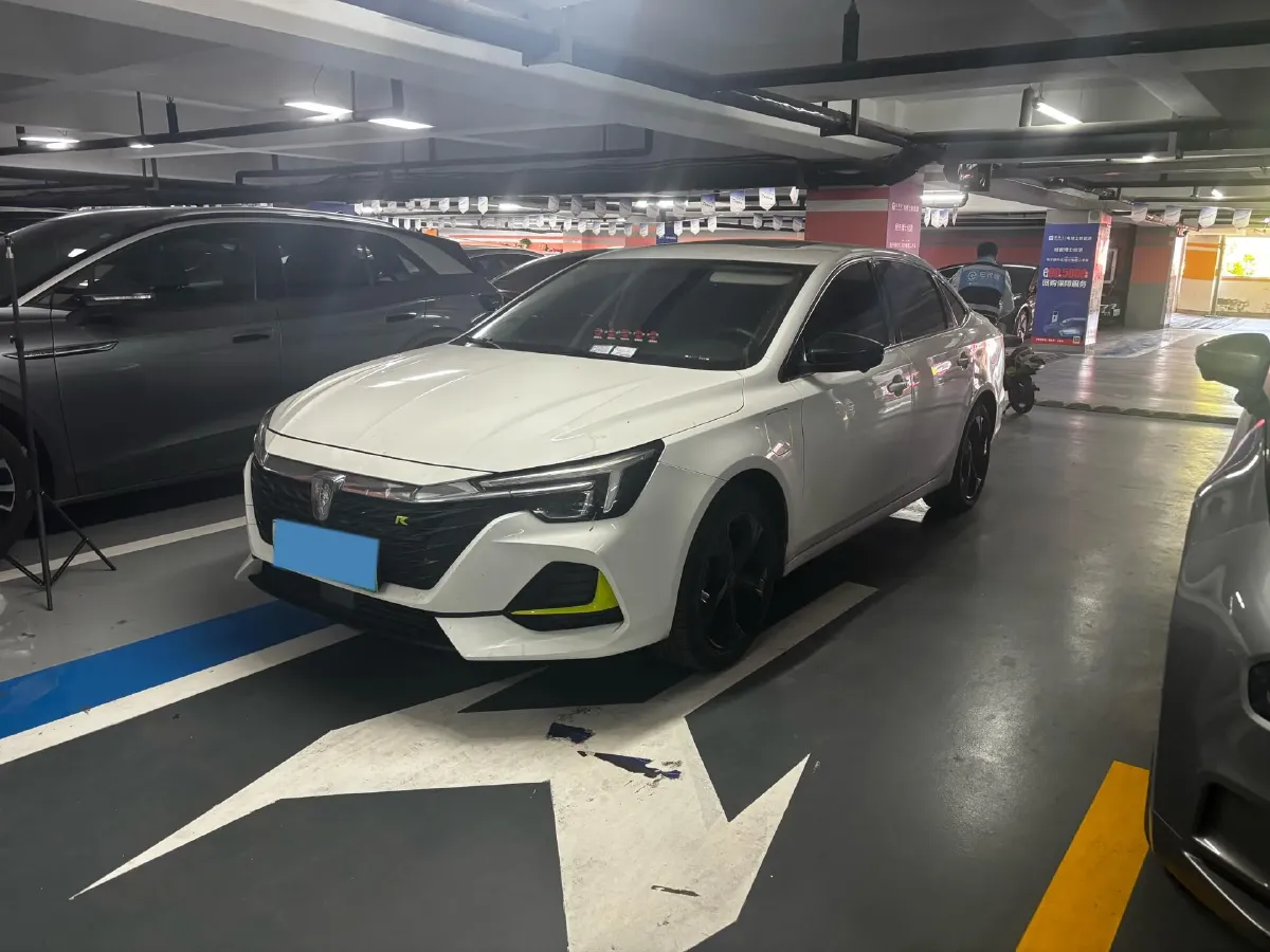 2020 Roewe i6 MAX 1.5T 169HP L4 AMT PHEV,autocango,china used car exporter,china ev exporter,chinese used car exporter,chinese used ev exporter
