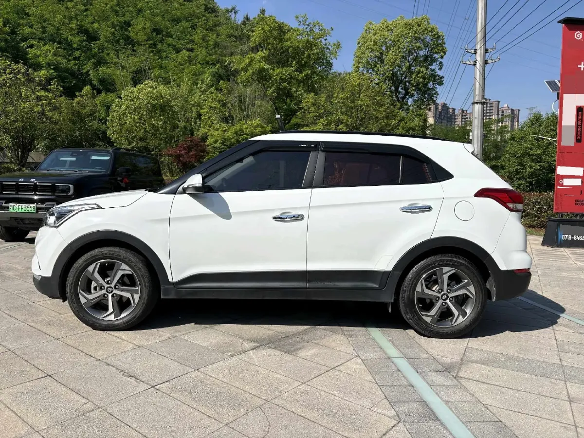 2017 Hyundai ix25 1.6L 125HP L4 6AT,autocango,china used car exporter,china ev exporter,chinese used car exporter,chinese used ev exporter