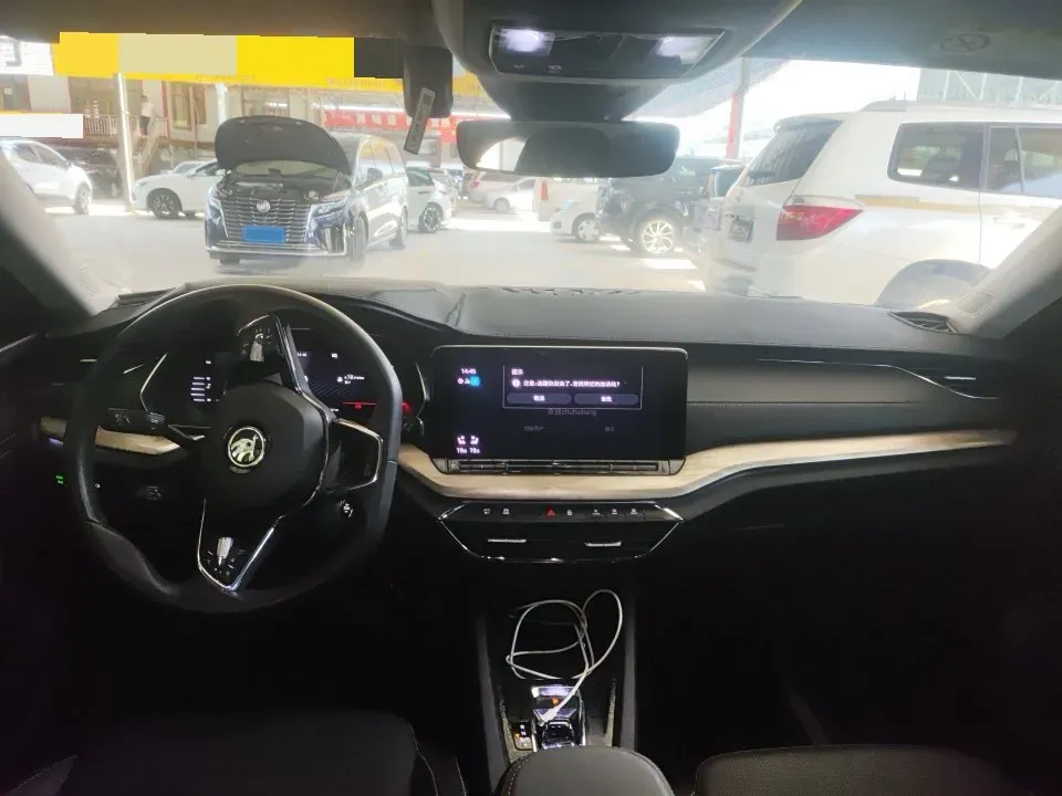 2022 Skoda Octavia 1.4T 150HP L4 7DCT,autocango,china used car exporter,china ev exporter,chinese used car exporter,chinese used ev exporter