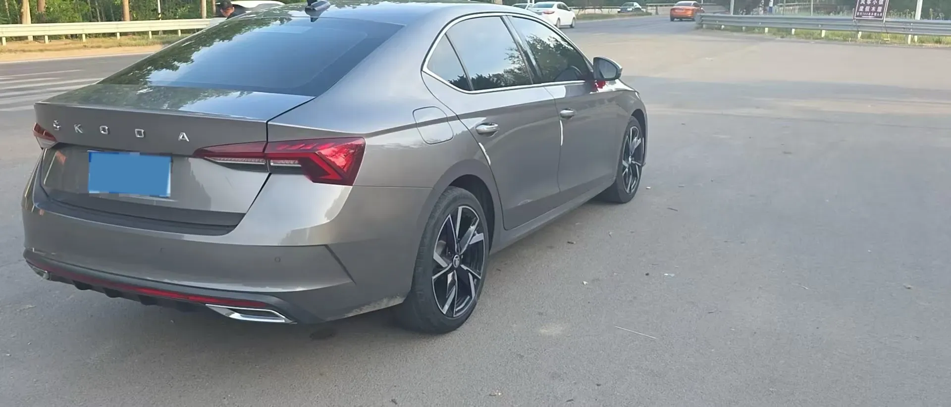 2022 Skoda Octavia 1.4T 150HP L4 7DCT,autocango,china used car exporter,china ev exporter,chinese used car exporter,chinese used ev exporter