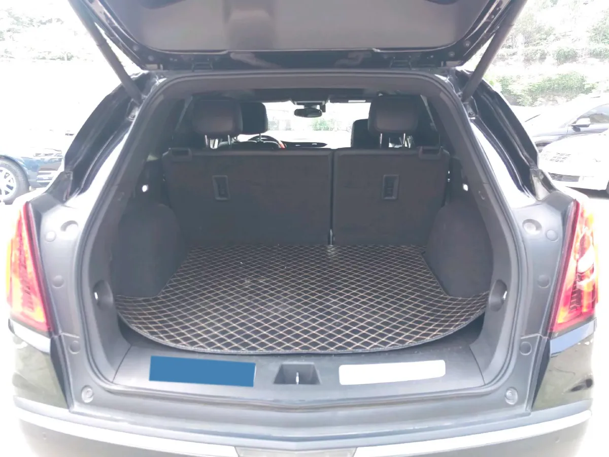 2021 Cadillac XT5 2.0T 237HP L4 9AT,autocango,china used car exporter,china ev exporter,chinese used car exporter,chinese used ev exporter