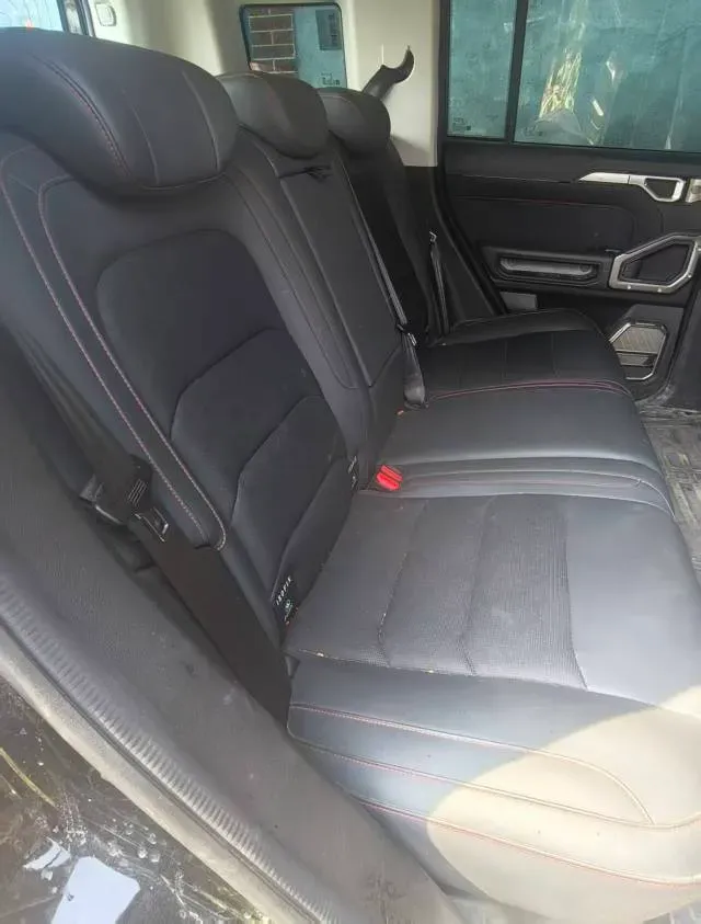 2025 Jetour Traveller 2.0T 254HP L4 7DCT,autocango,china used car exporter,china ev exporter,chinese used car exporter,chinese used ev exporter