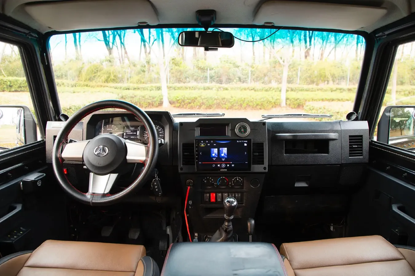 2020 BAW 212 2.4T 211HP L4 6MT,autocango,china used car exporter,china ev exporter,chinese used car exporter,chinese used ev exporter