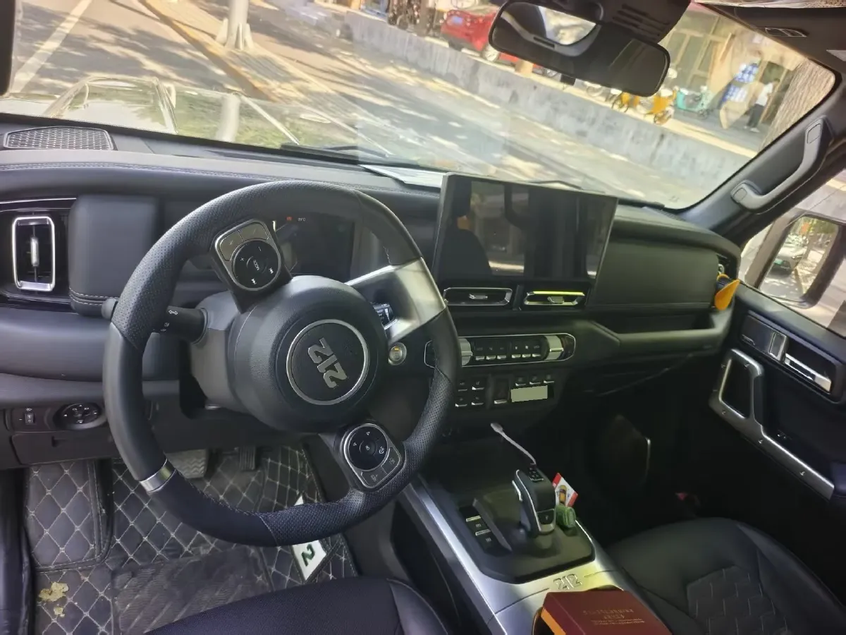 2024 212 212 T01 2.0T 252HP L4 8AT,autocango,china used car exporter,china ev exporter,chinese used car exporter,chinese used ev exporter