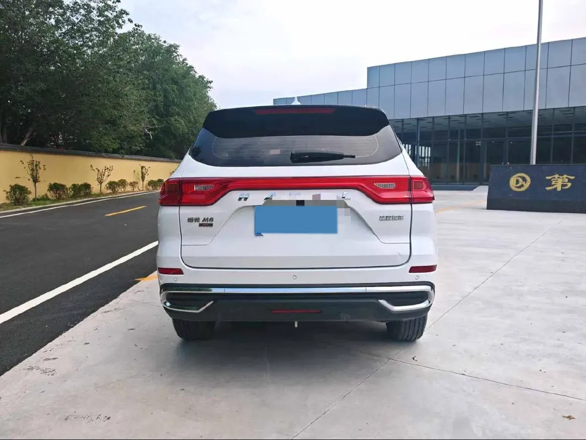 2021 Haval M6 1.5T 150HP L4 7DCT,autocango,china used car exporter,china ev exporter,chinese used car exporter,chinese used ev exporter