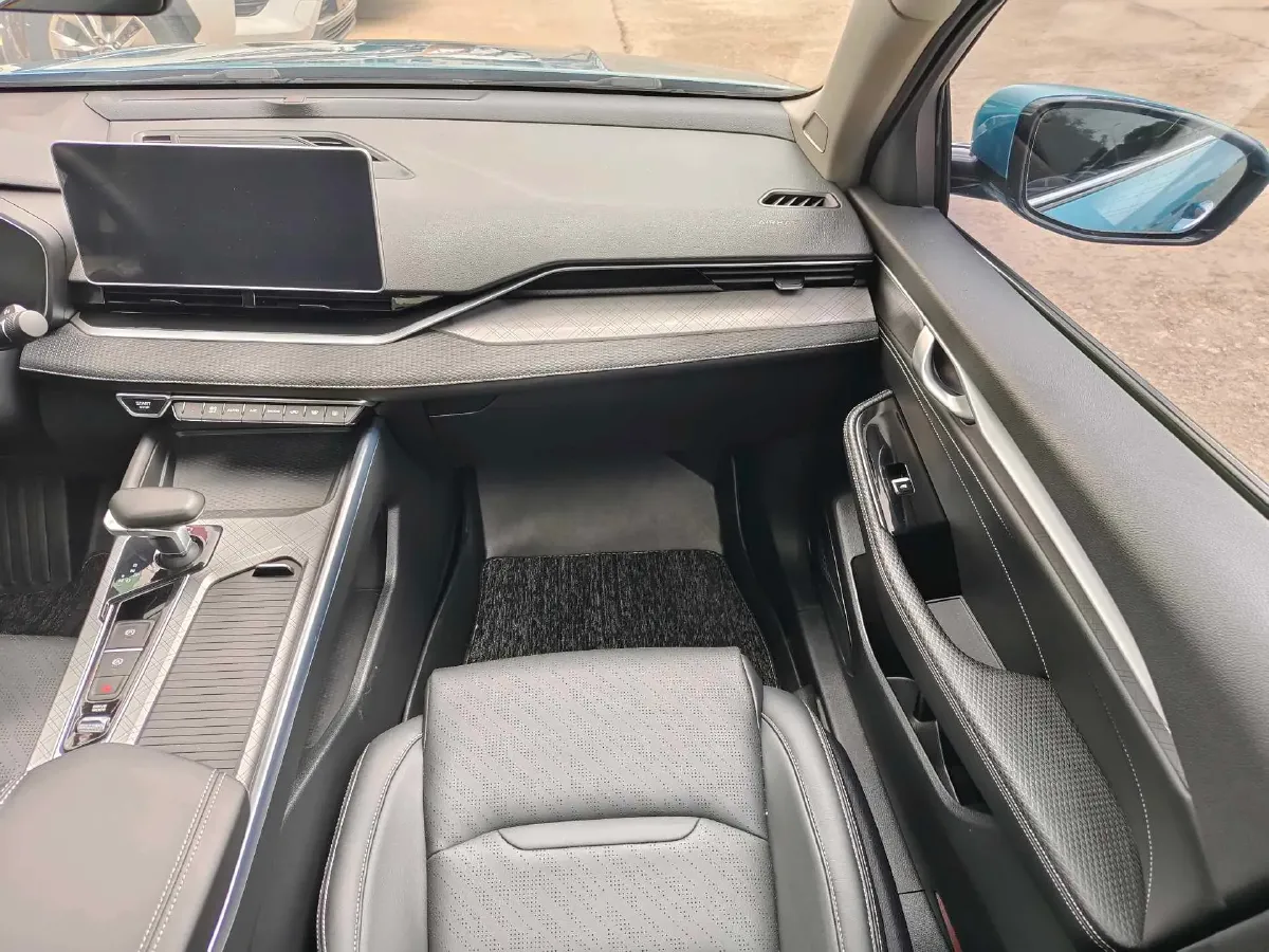 2020 Peugeot 408 1.6T 170HP L4 6AT,autocango,china used car exporter,china ev exporter,chinese used car exporter,chinese used ev exporter