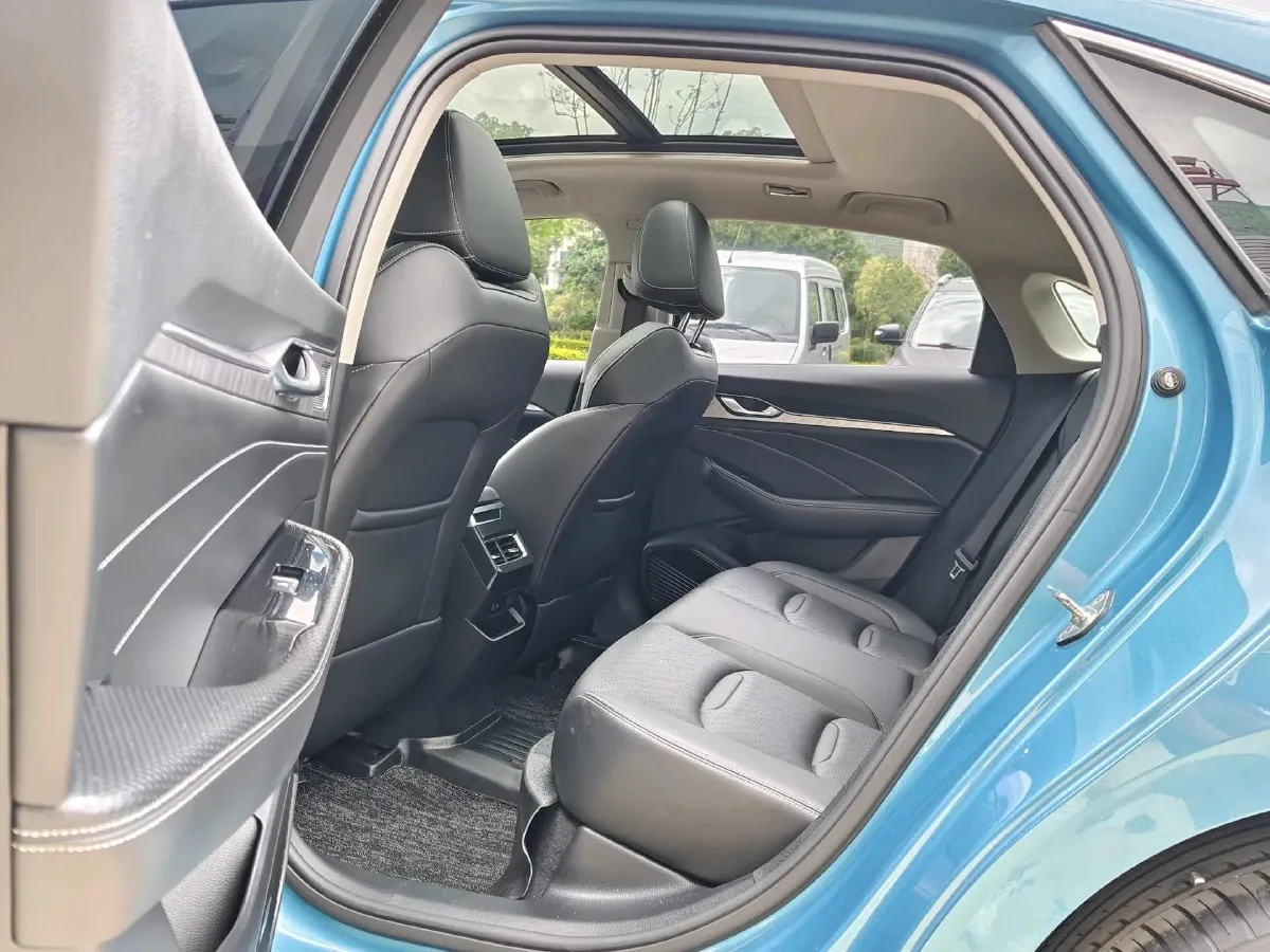 2020 Peugeot 408 1.6T 170HP L4 6AT,autocango,china used car exporter,china ev exporter,chinese used car exporter,chinese used ev exporter