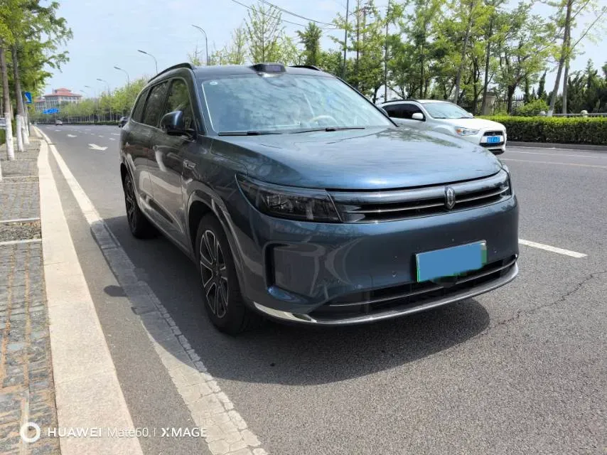 2024 AITO AITO M7 1.5T 152HP L4 REEV 40KWH,autocango,china used car exporter,china ev exporter,chinese used car exporter,chinese used ev exporter