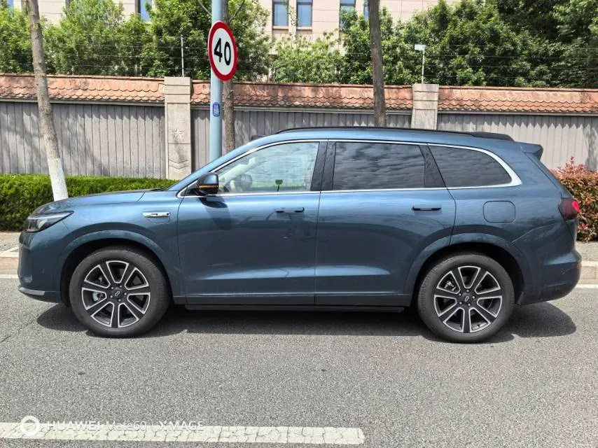 2024 AITO AITO M7 1.5T 152HP L4 REEV 40KWH,autocango,china used car exporter,china ev exporter,chinese used car exporter,chinese used ev exporter