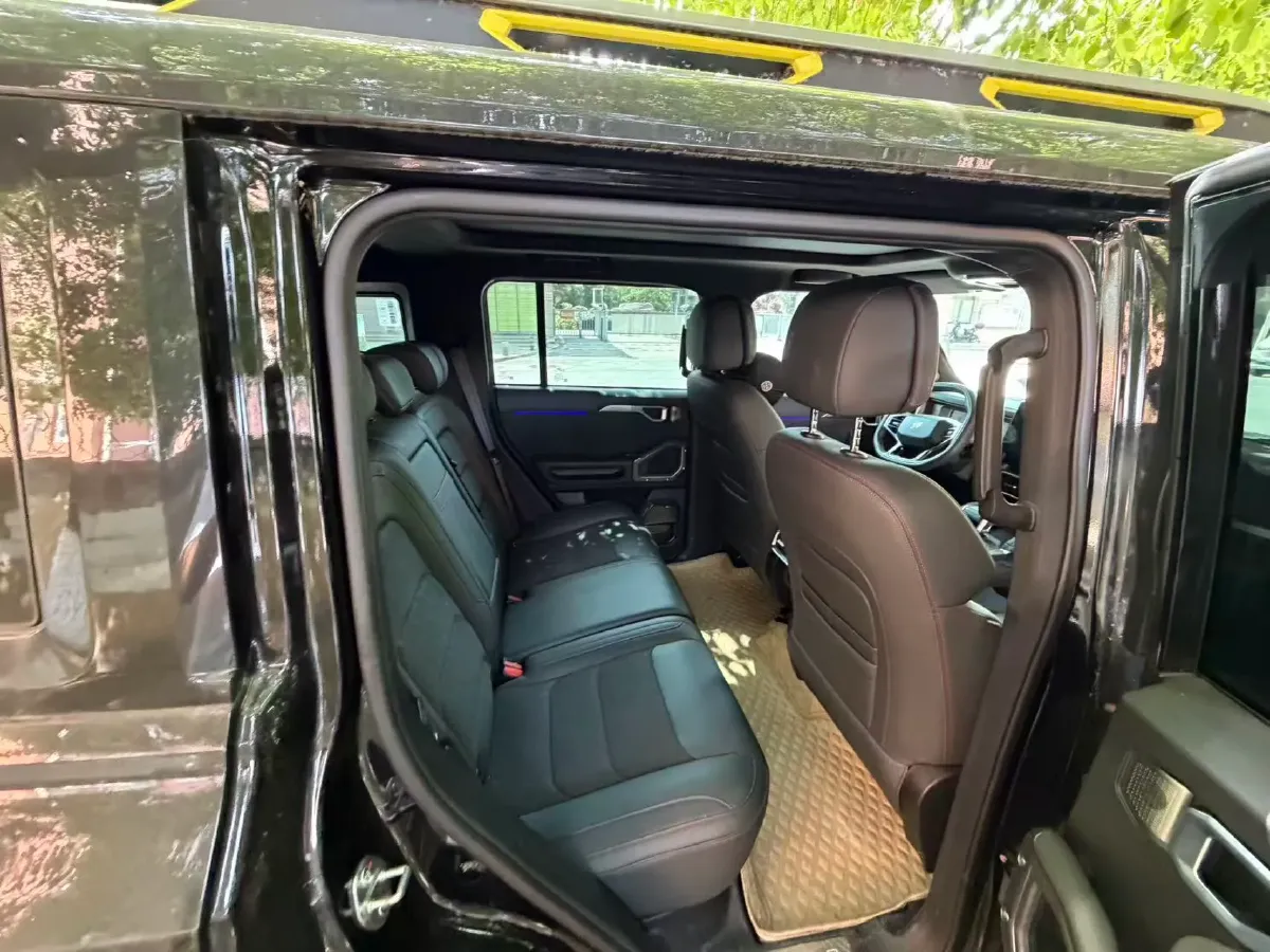 2023 Jetour Traveller 2.0T 254HP L4 7DCT,autocango,china used car exporter,china ev exporter,chinese used car exporter,chinese used ev exporter