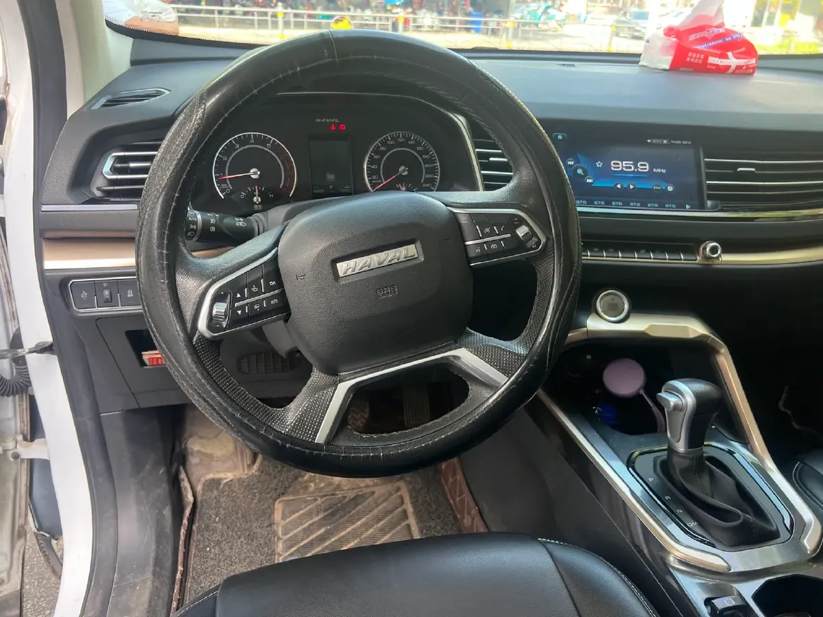 2018 Haval H6 1.5T 169HP L4 7DCT,autocango,china used car exporter,china ev exporter,chinese used car exporter,chinese used ev exporter