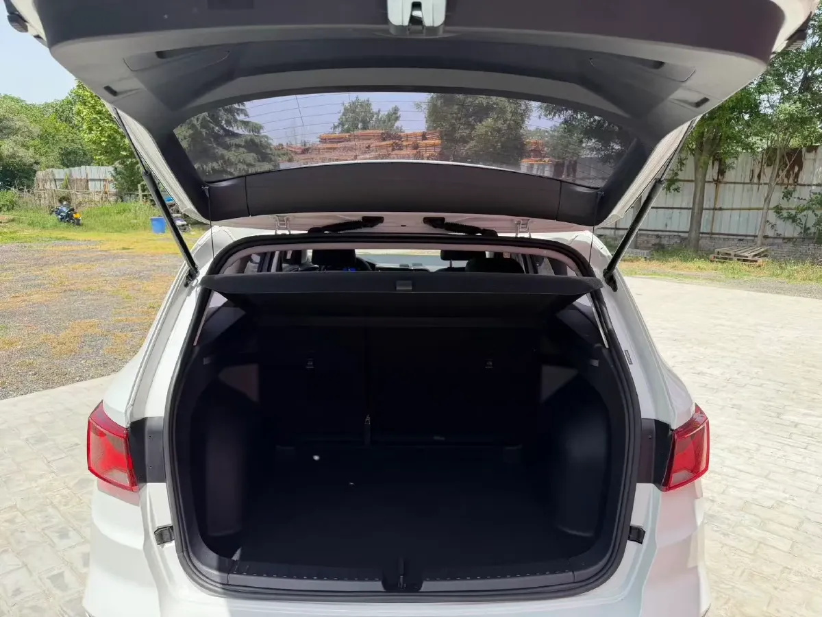 2023 Jetta VS7 1.4T 150HP L4 6AT,autocango,china used car exporter,china ev exporter,chinese used car exporter,chinese used ev exporter