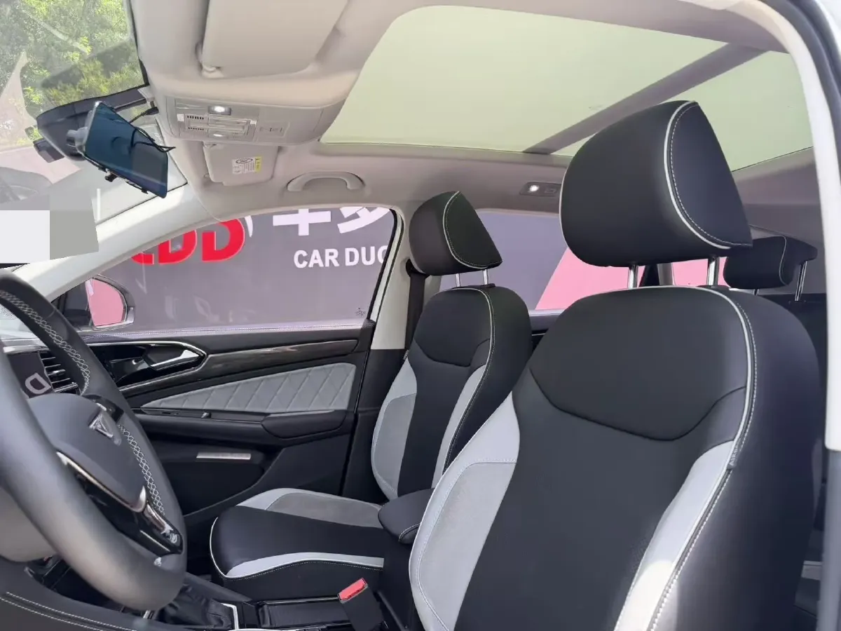 2023 Jetta VS7 1.4T 150HP L4 6AT,autocango,china used car exporter,china ev exporter,chinese used car exporter,chinese used ev exporter