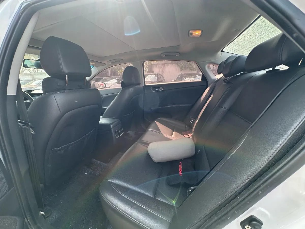 2019 Hyundai Mistra 1.8L 143HP L4 6AT,autocango,china used car exporter,china ev exporter,chinese used car exporter,chinese used ev exporter