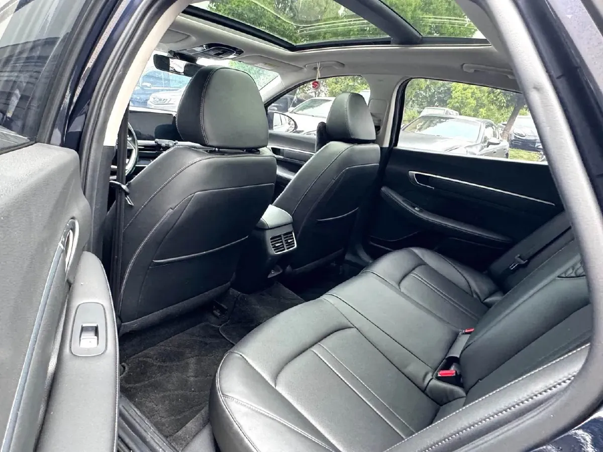 2020 Hyundai Sonata 1.5T 170HP L4 7DCT,autocango,china used car exporter,china ev exporter,chinese used car exporter,chinese used ev exporter