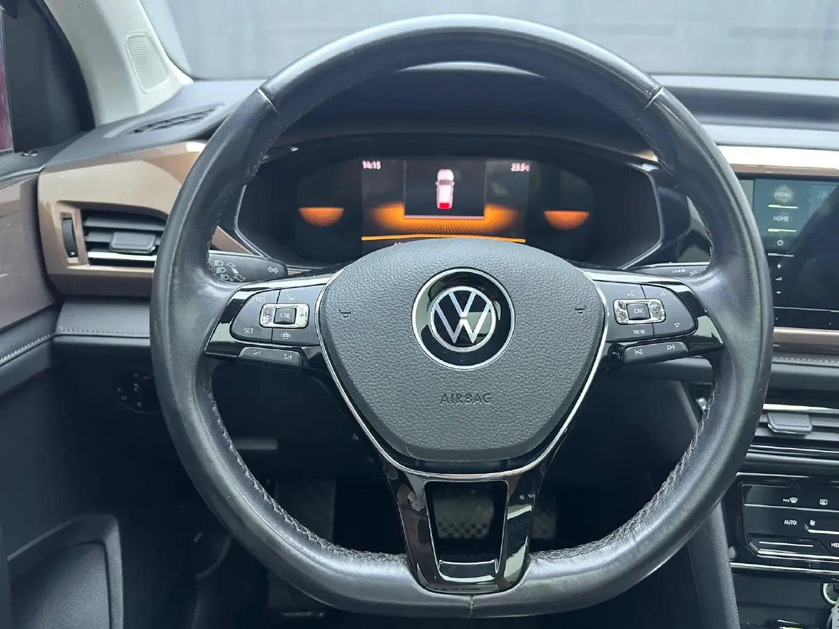 2022 Volkswagen Tharu 1.4T 150HP L4 7DCT,autocango,china used car exporter,china ev exporter,chinese used car exporter,chinese used ev exporter
