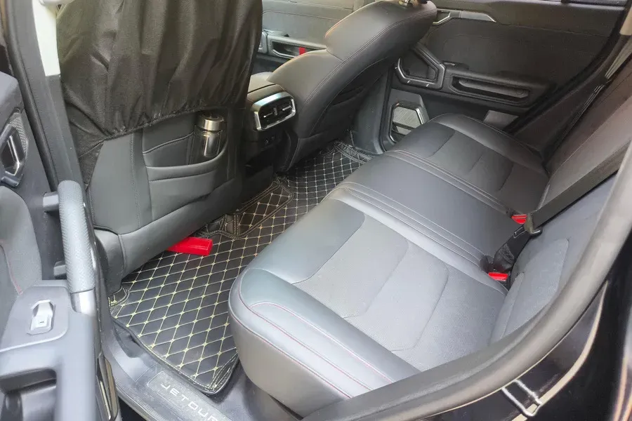 2023 Jetour Traveller 2.0T 254HP L4 7DCT,autocango,china used car exporter,china ev exporter,chinese used car exporter,chinese used ev exporter