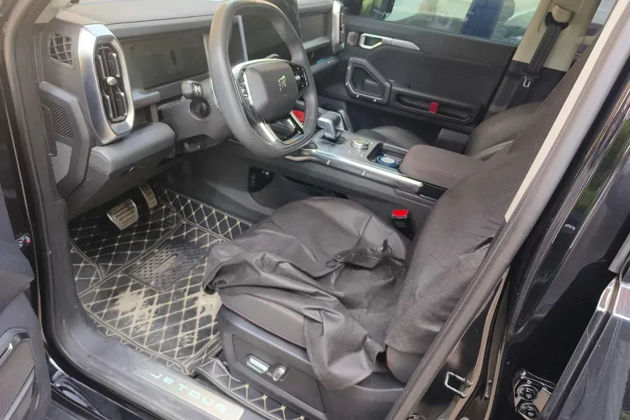 2023 Jetour Traveller 2.0T 254HP L4 7DCT,autocango,china used car exporter,china ev exporter,chinese used car exporter,chinese used ev exporter