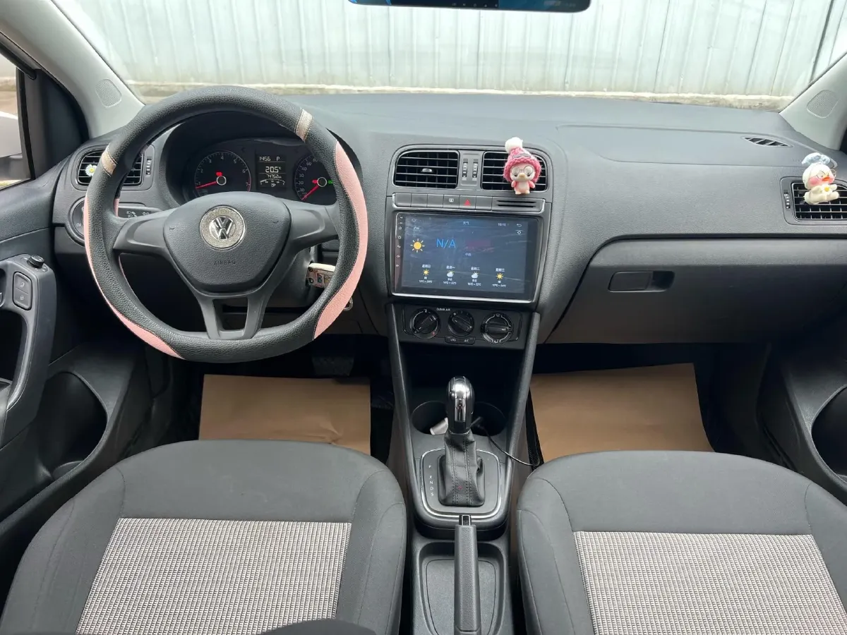 2016 Volkswagen Polo 1.4L 90HP L4 6AT,autocango,china used car exporter,china ev exporter,chinese used car exporter,chinese used ev exporter