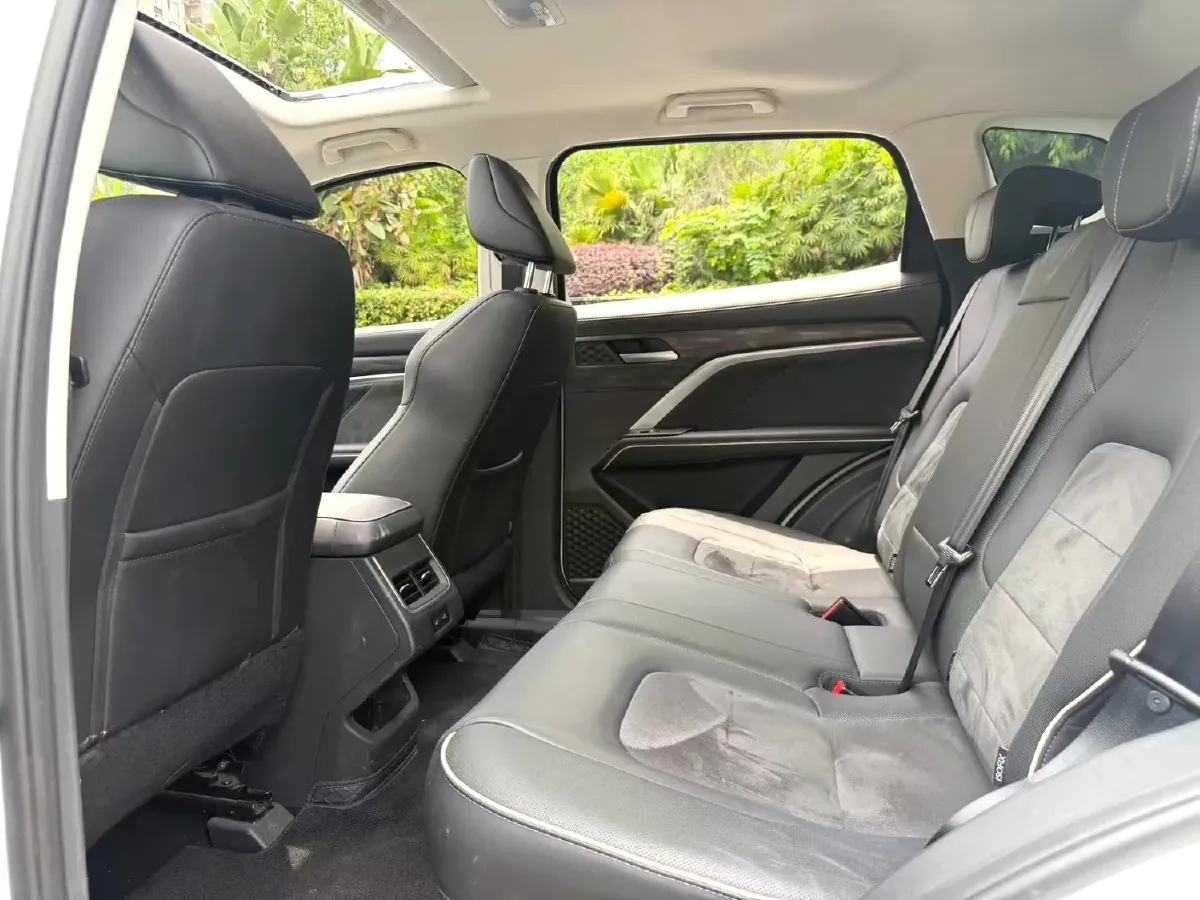 2025 Haval H6 1.5T 150HP L4 7DCT,autocango,china used car exporter,china ev exporter,chinese used car exporter,chinese used ev exporter