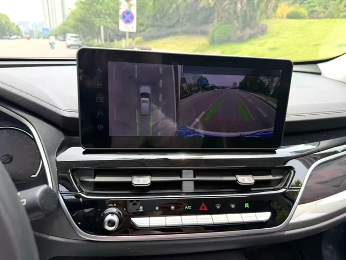 2025 Haval H6 1.5T 150HP L4 7DCT,autocango,china used car exporter,china ev exporter,chinese used car exporter,chinese used ev exporter
