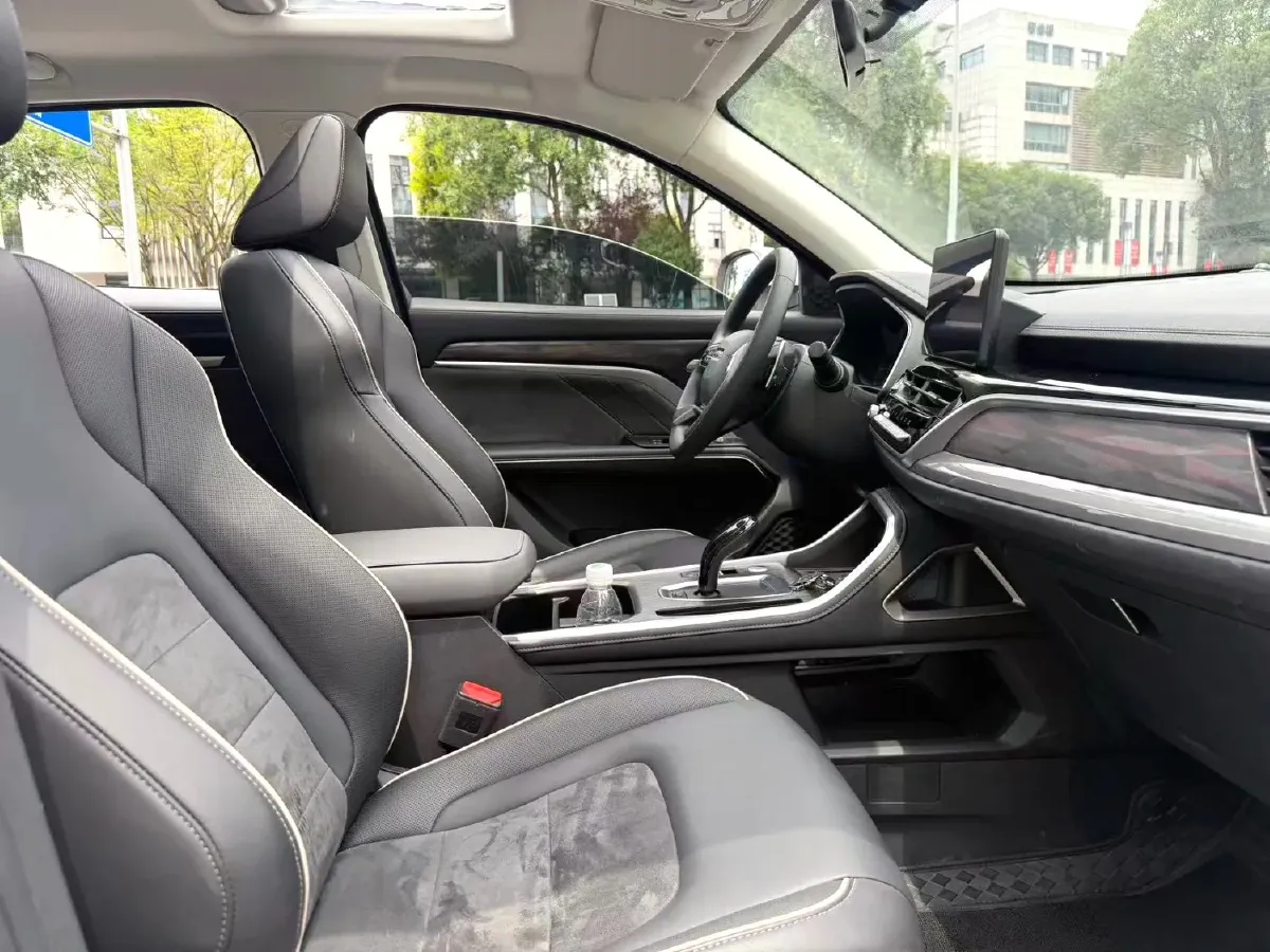 2025 Haval H6 1.5T 150HP L4 7DCT,autocango,china used car exporter,china ev exporter,chinese used car exporter,chinese used ev exporter