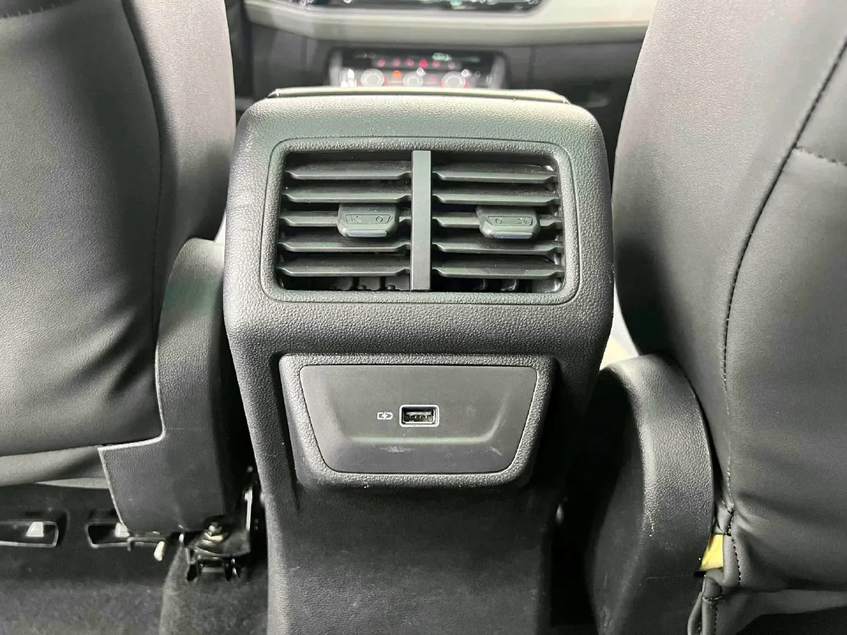 2023 Jetta VS7 1.4T 150HP L4 6AT,autocango,china used car exporter,china ev exporter,chinese used car exporter,chinese used ev exporter