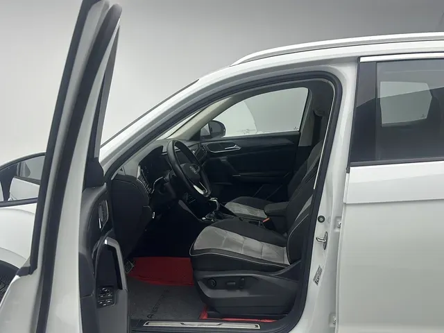 2020 Volkswagen Tayron X 2.0T 186HP L4 7DCT,autocango,china used car exporter,china ev exporter,chinese used car exporter,chinese used ev exporter