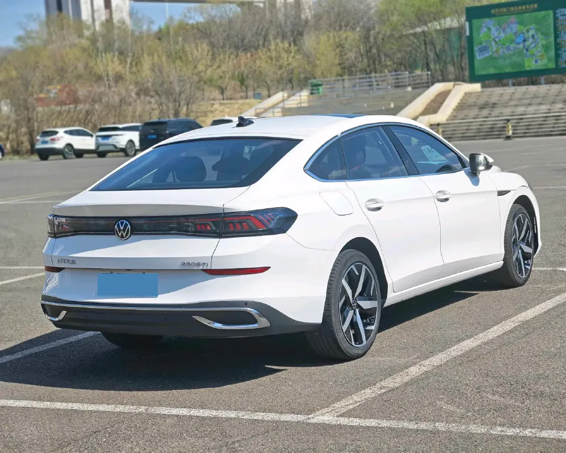 2022 Exceed TXL 2.0T 261HP L4 7DCT,autocango,china used car exporter,china ev exporter,chinese used car exporter,chinese used ev exporter