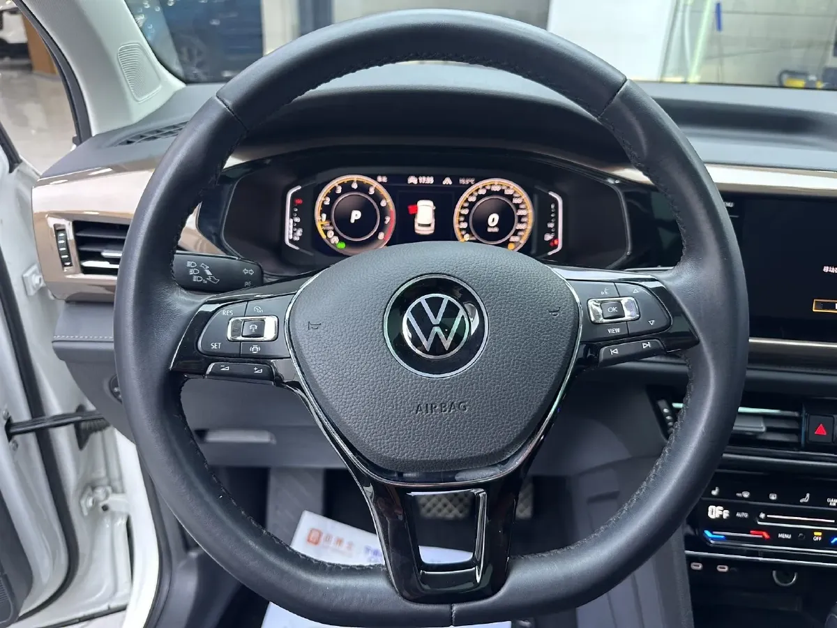 2021 Volkswagen Tharu 1.4T 150HP L4 7DCT,autocango,china used car exporter,china ev exporter,chinese used car exporter,chinese used ev exporter