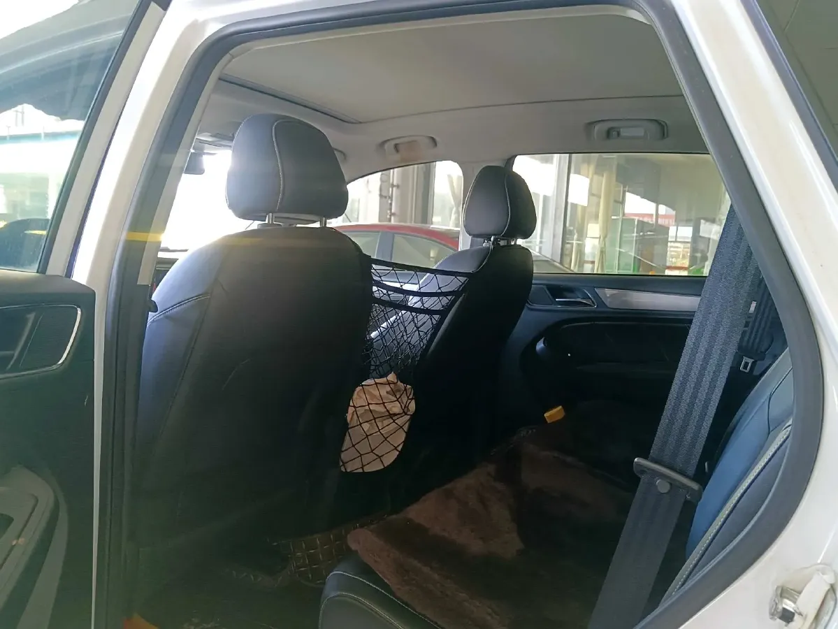 2020 Roewe RX5 1.5T 169HP L4 7DCT,autocango,china used car exporter,china ev exporter,chinese used car exporter,chinese used ev exporter