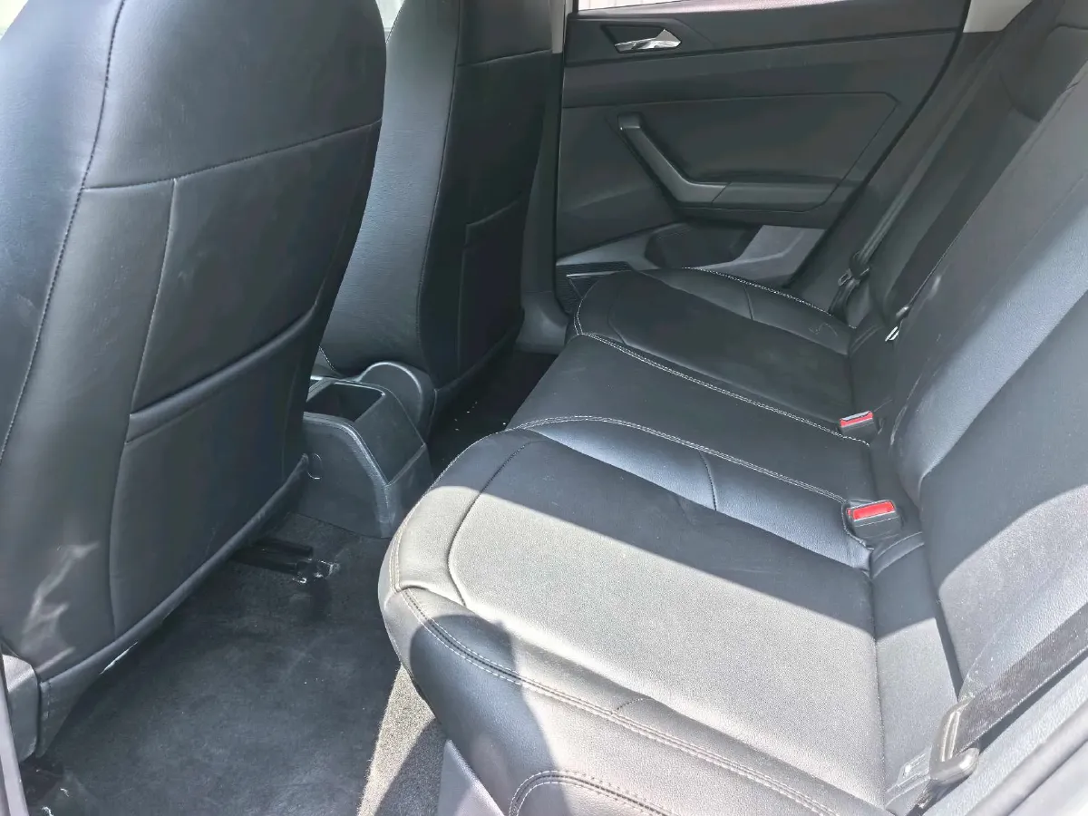 2023 Volkswagen Polo 1.5L 110HP L4 6AT,autocango,china used car exporter,china ev exporter,chinese used car exporter,chinese used ev exporter