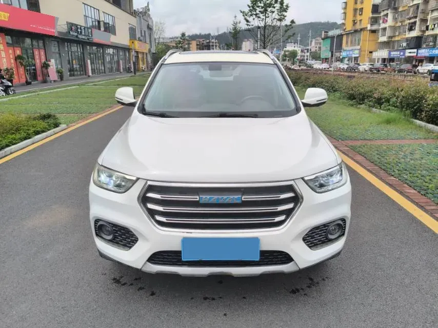 2017 Haval H2 1.5T 150HP L4 6MT,autocango,china used car exporter,china ev exporter,chinese used car exporter,chinese used ev exporter