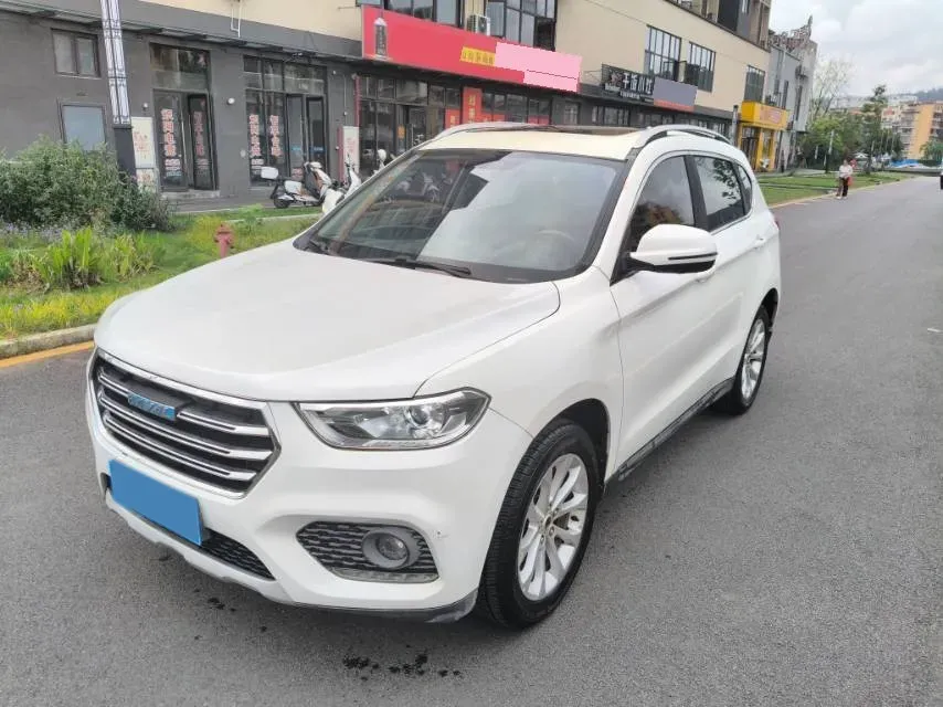 2017 Haval H2 1.5T 150HP L4 6MT,autocango,china used car exporter,china ev exporter,chinese used car exporter,chinese used ev exporter