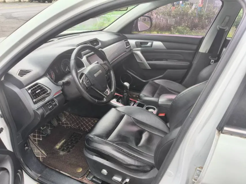 2017 Haval H2 1.5T 150HP L4 6MT,autocango,china used car exporter,china ev exporter,chinese used car exporter,chinese used ev exporter