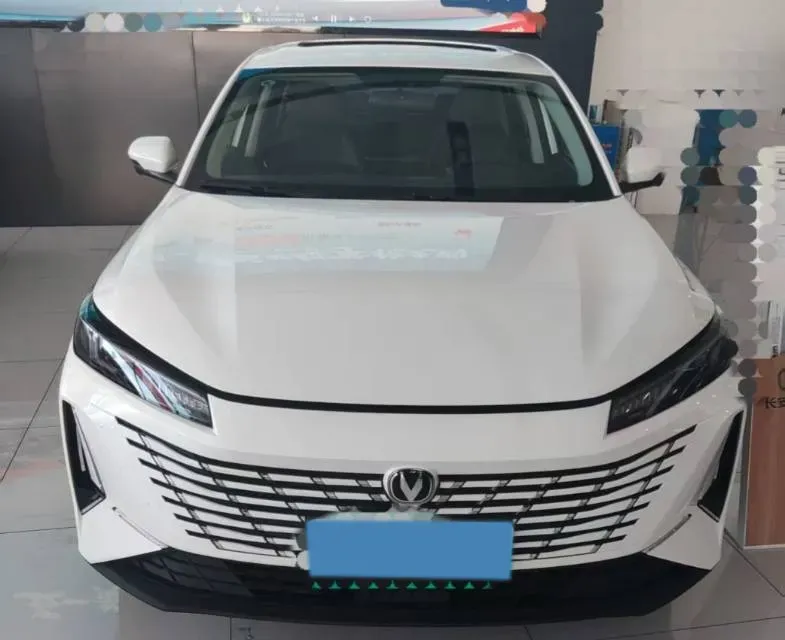 2025 ChangAn EadoPHEV 1.5L 98HP L4 E-CVT PHEV,autocango,china used car exporter,china ev exporter,chinese used car exporter,chinese used ev exporter