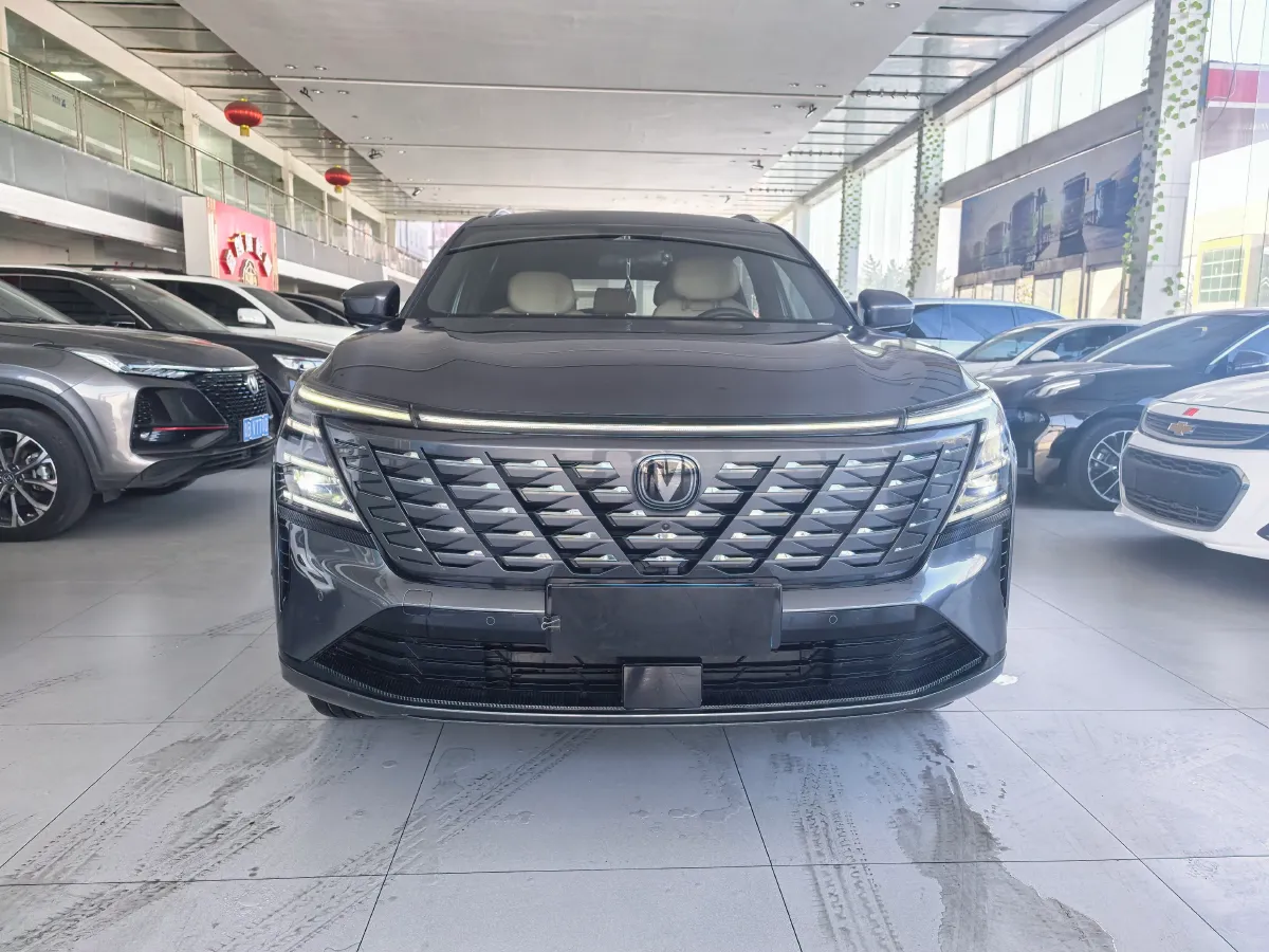 2025 ChangAn CS75 Plus 1.5T 192HP L4 8AT,autocango,china used car exporter,china ev exporter,chinese used car exporter,chinese used ev exporter