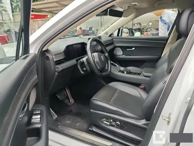 2022 JMC YuHu 7 2.0T 141HP L4 8AT,autocango,china used car exporter,china ev exporter,chinese used car exporter,chinese used ev exporter