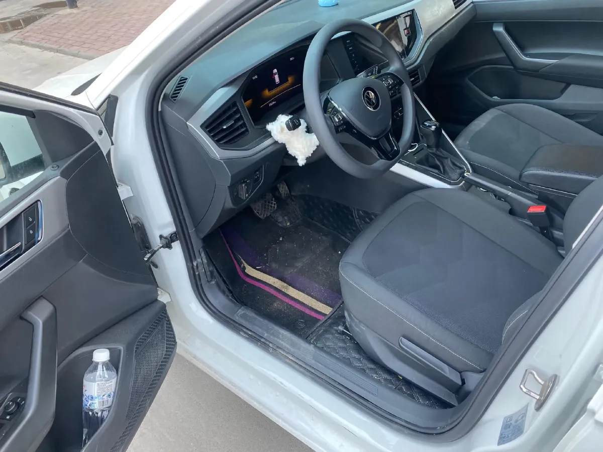 2023 Volkswagen Polo 1.5L 110HP L4 6AT,autocango,china used car exporter,china ev exporter,chinese used car exporter,chinese used ev exporter