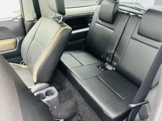 2015 Suzuki Jimny 1.3L 85HP L4 4AT,autocango,china used car exporter,china ev exporter,chinese used car exporter,chinese used ev exporter
