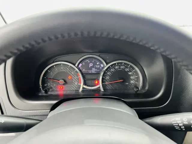 2015 Suzuki Jimny 1.3L 85HP L4 4AT,autocango,china used car exporter,china ev exporter,chinese used car exporter,chinese used ev exporter