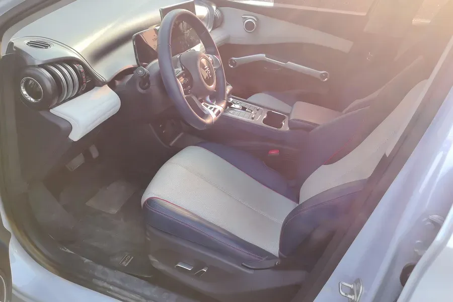 2022 Hycan Z03 BEV 64.23KWH,autocango,china used car exporter,china ev exporter,chinese used car exporter,chinese used ev exporter
